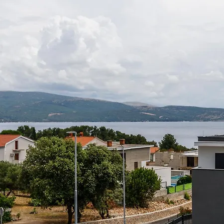 Olea Ii Krk 公寓 *