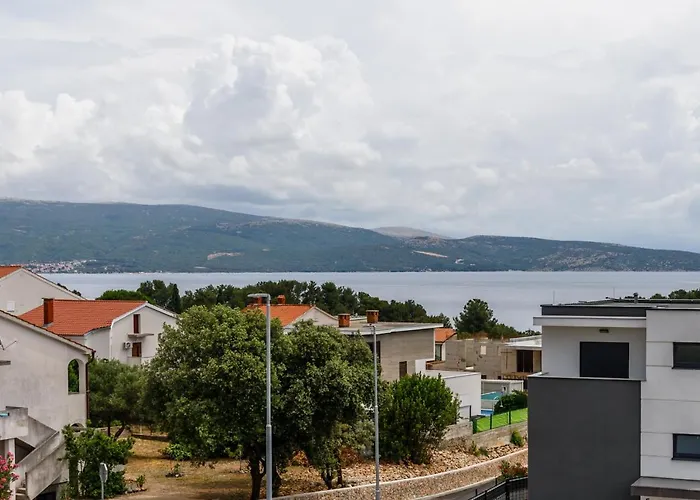 Olea Ii Krk 公寓 *